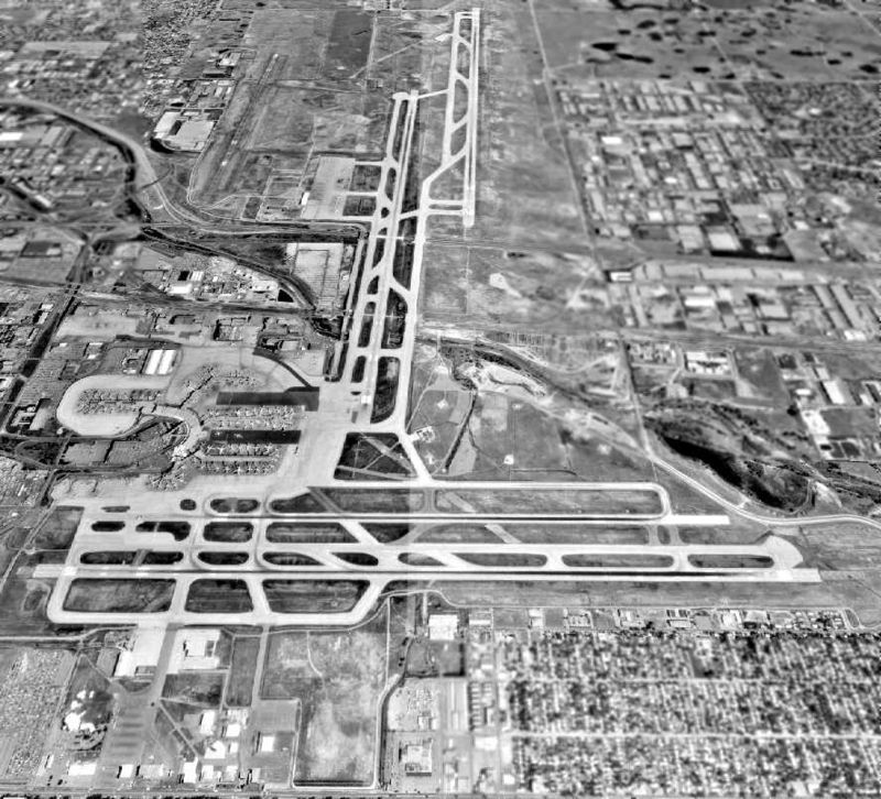 Stapleton International Airport, 1966 - 2006, June 1993