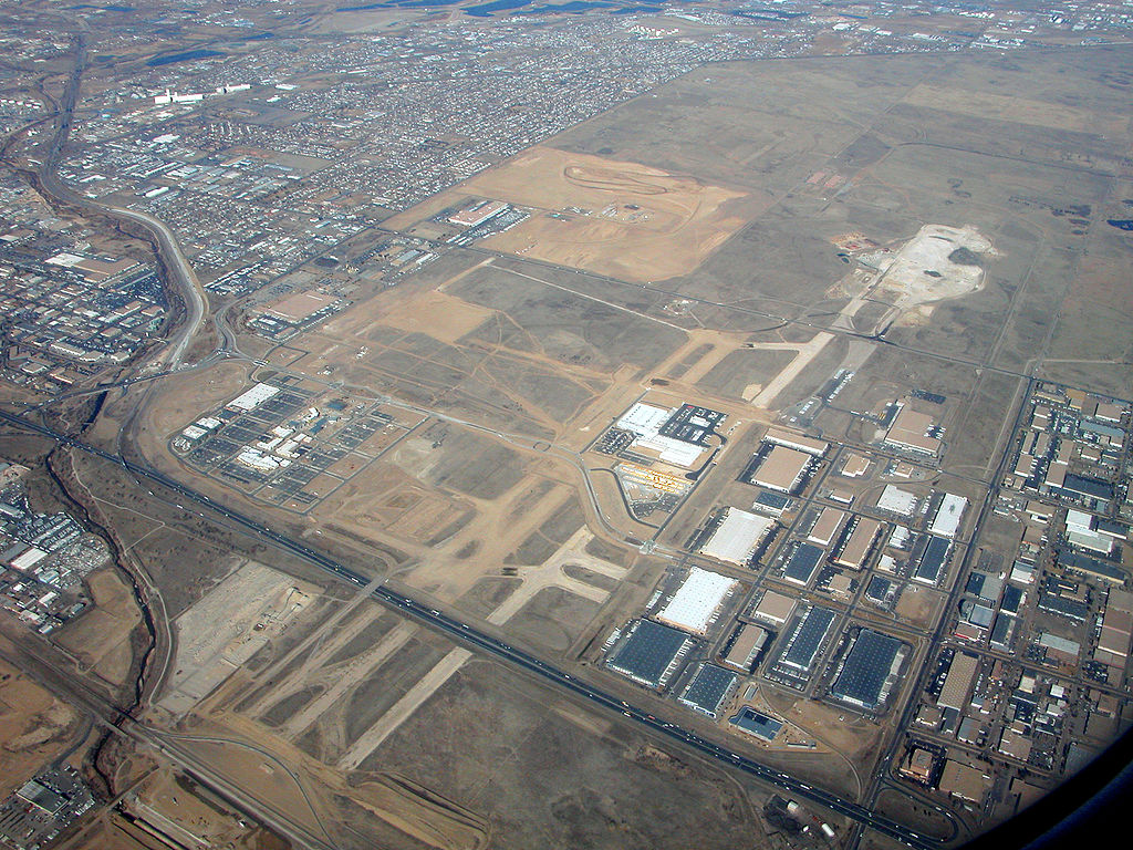 Stapleton International Airport, 1966 - 2006, 2006