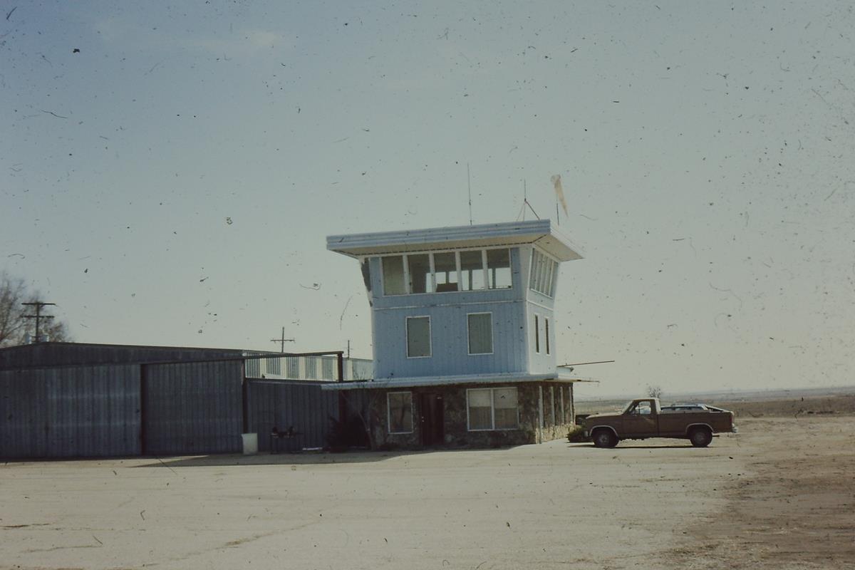 Platte Valley Airport, Colorado, 1990 - 1994