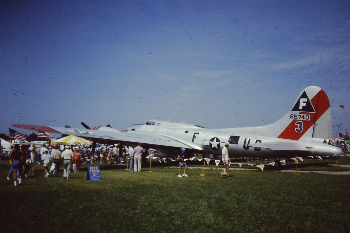 B17 Flying Fortress at Oshkosh, Wisconsin, August 1987