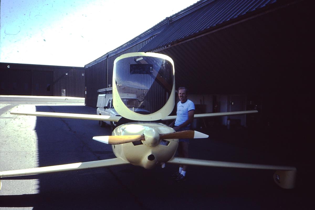 Charles Harris with Q200 at Arapahoe Airport, June 1990