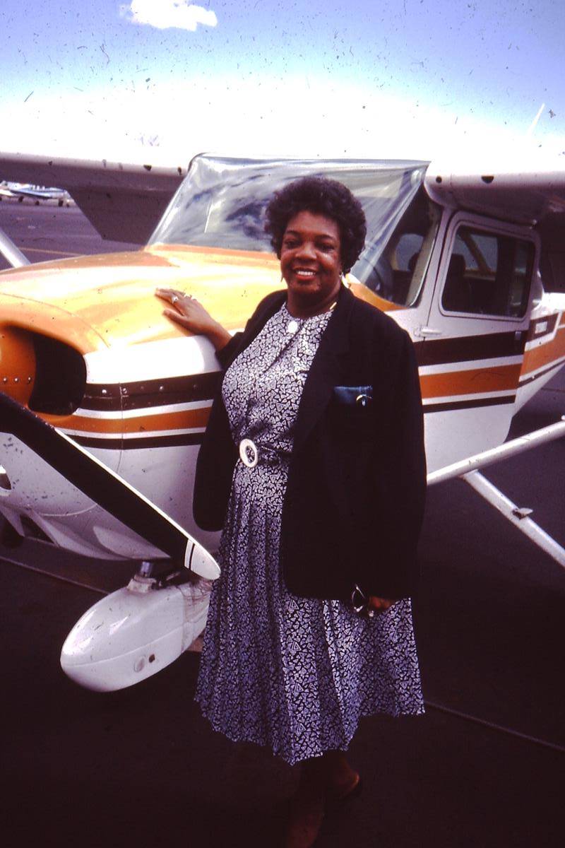 Arcola Yarborough beside a Cessna 172 at Jeffco Airport, April 1991