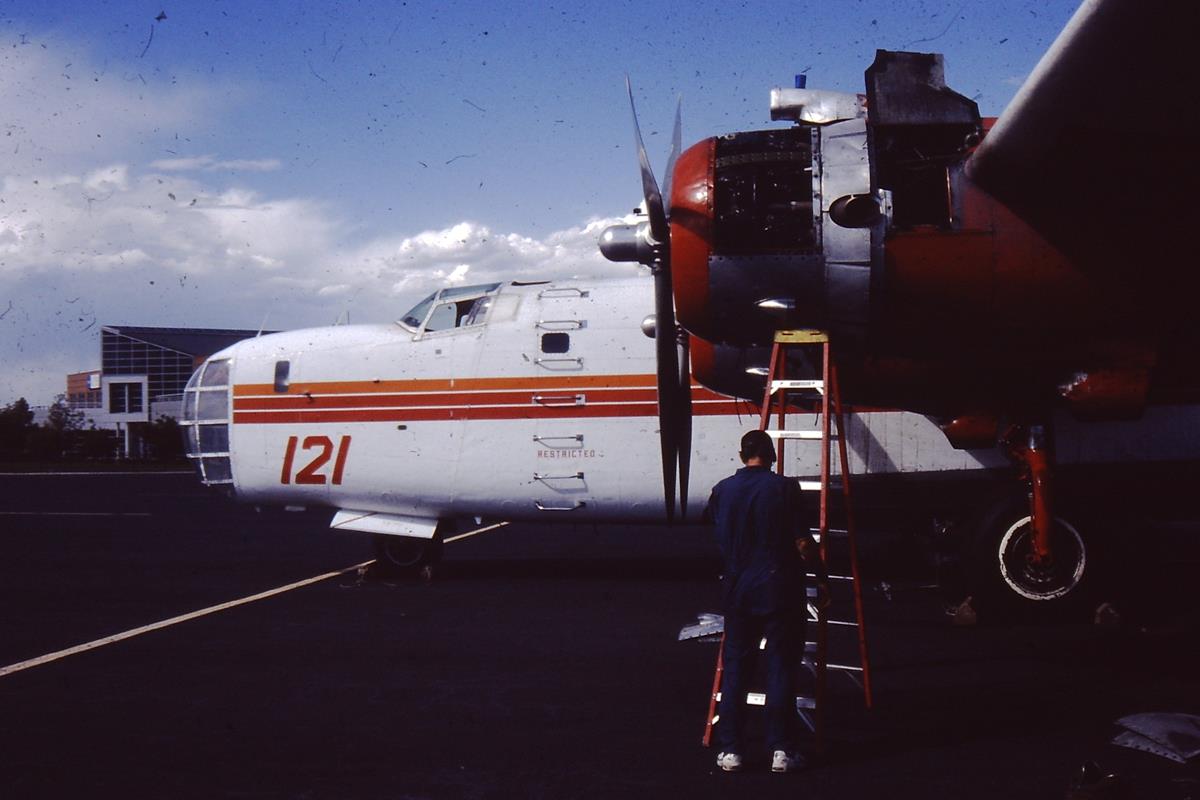 Fire retardant slurry bomber 121, Jeffco Airport, Colorado, July 2000