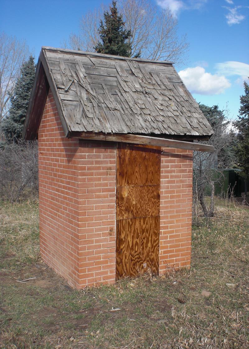 Addenbrooke Outhouse